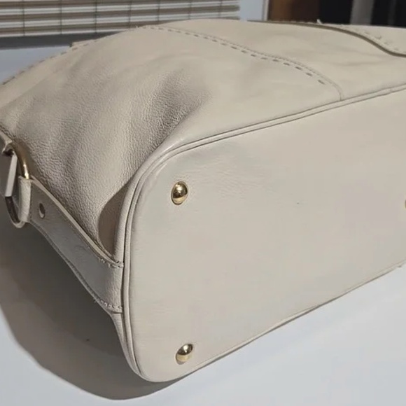 Authentic YSL Yves Saint Laurent Ivory Muse Bag - Picture 15 of 16